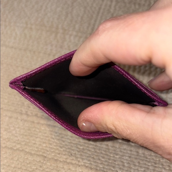 🔹️Tory Burch🔹️ Preloved Purple Card Holder (With Wear) - Picture 9 of 11